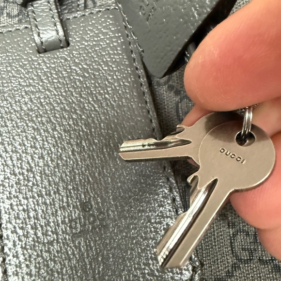 GUCCI Ophidia Medium Duffle Bag - Picture 6 of 16